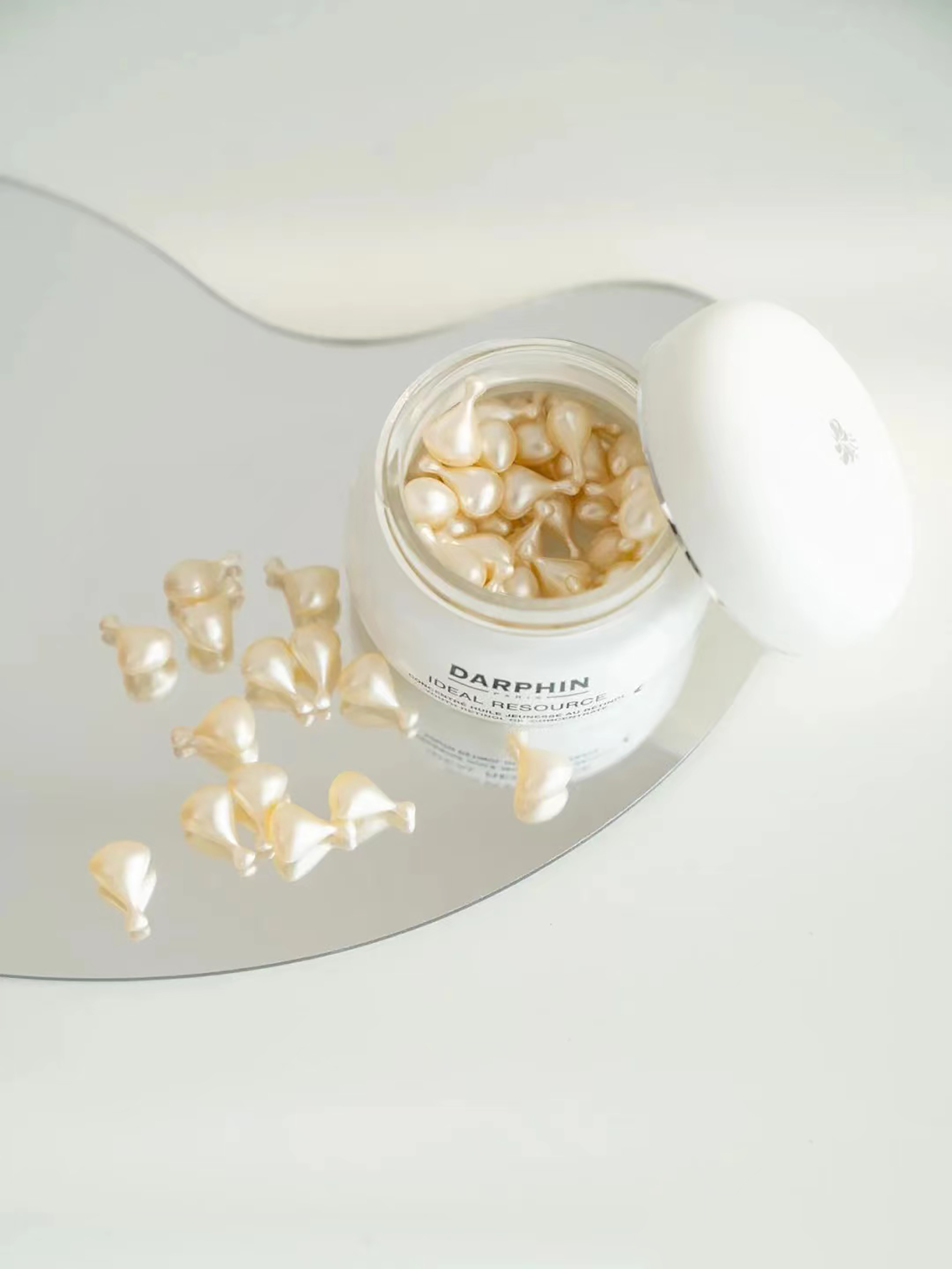 35岁以上好用的抗老抗皱精华测评,搭配sk2小灯泡的抗老精华