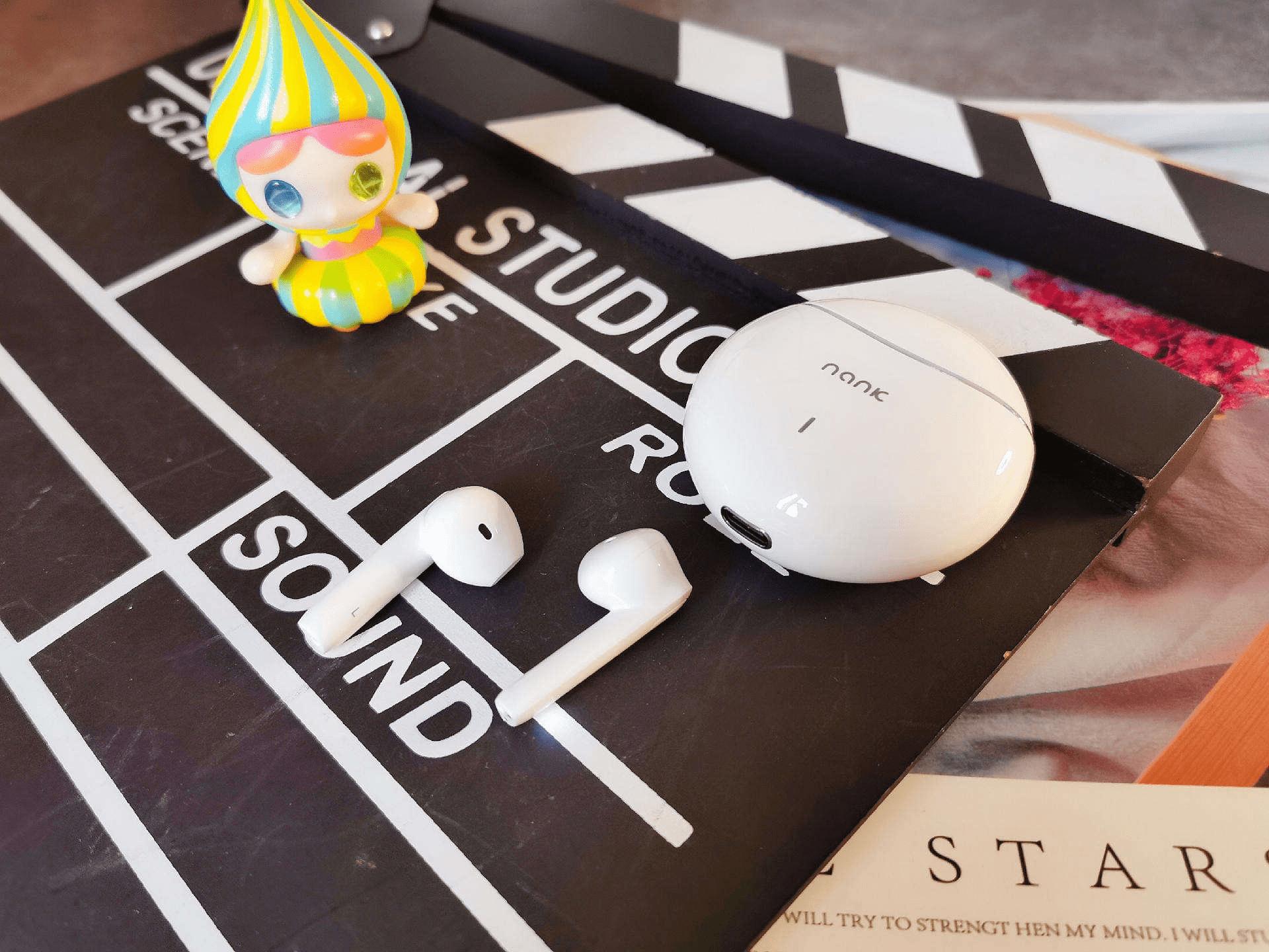 无线蓝牙耳机和头戴式耳机哪个好,挂脖蓝牙耳机和无线耳机哪个好用