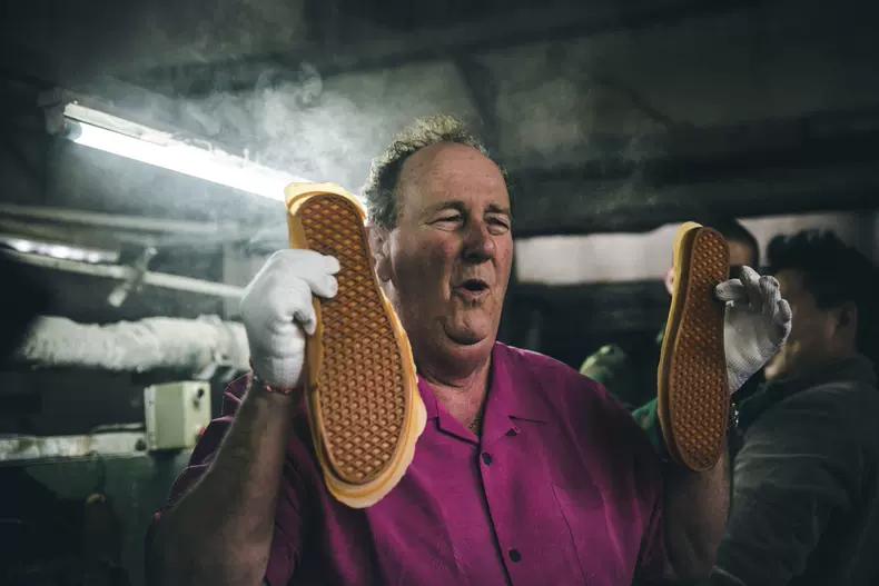 安纳海姆vans经典款,vans高端安纳海姆红色