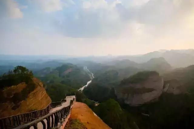 哈尔滨自驾三亚边走边玩最佳路线,哈尔滨到漠河自驾旅游攻略10天