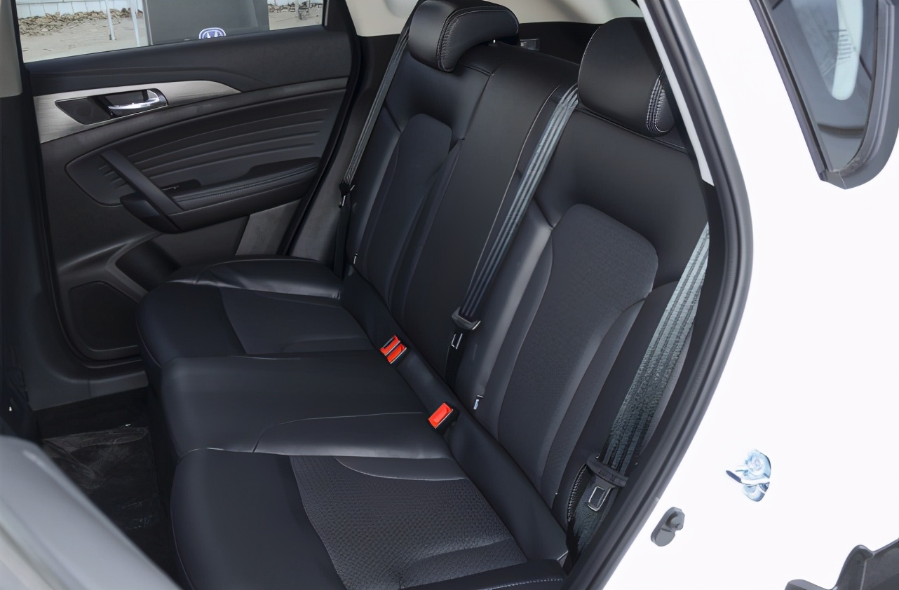 长安cs35plus1.4t蓝鲸性能和油耗,长安cs35plus1.4t蓝鲸真实油耗