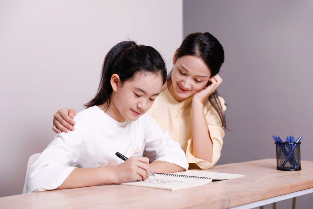 12岁孩子尿床是什么原因造成的,12岁小孩晚上无意识尿床