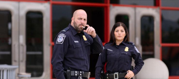 扒光他们的「黑历史」，网飞再次突破尺度