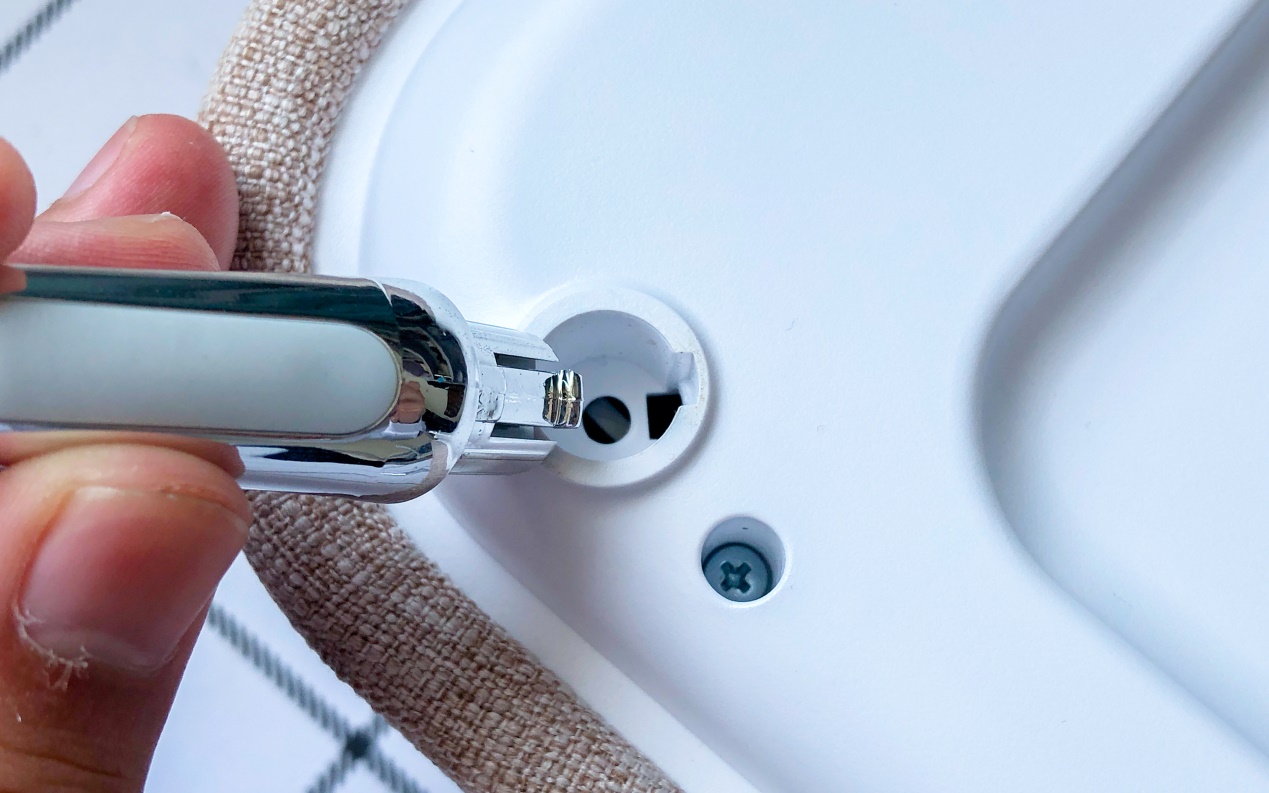 和你的颈椎和解吧——乐歌消毒增高台轻体验