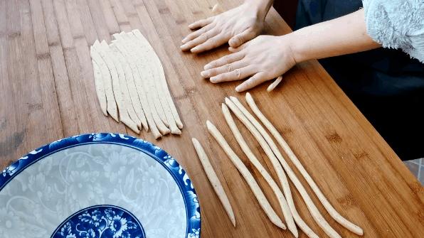 二月二零食棋子豆的家常做法,棋子豆怎么炒比较酥