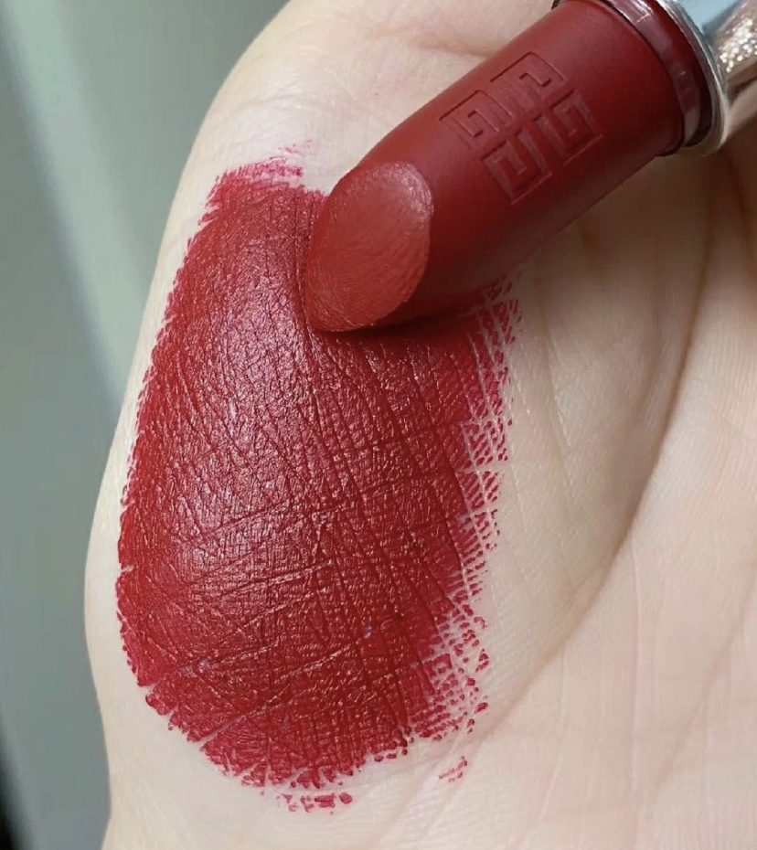 气质女人口红适合什么样的,秋冬显白气质大牌口红