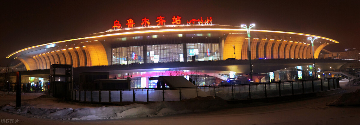 成都火车站时刻表最新,成都火车站始发多少列