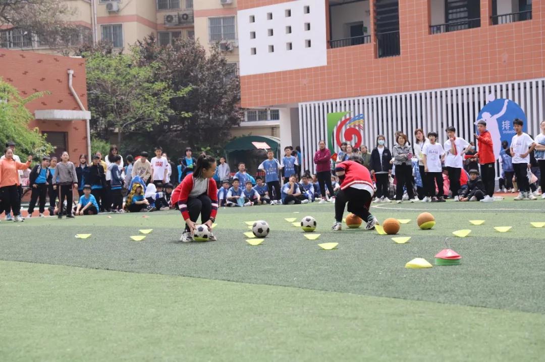 幸福小学春季运动会开幕式,金水区文化绿城小学春季运动会