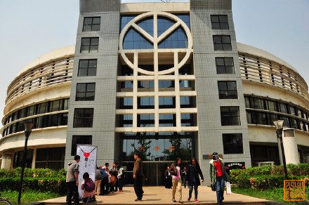 清华食堂打饭vlog,100元打卡清华食堂