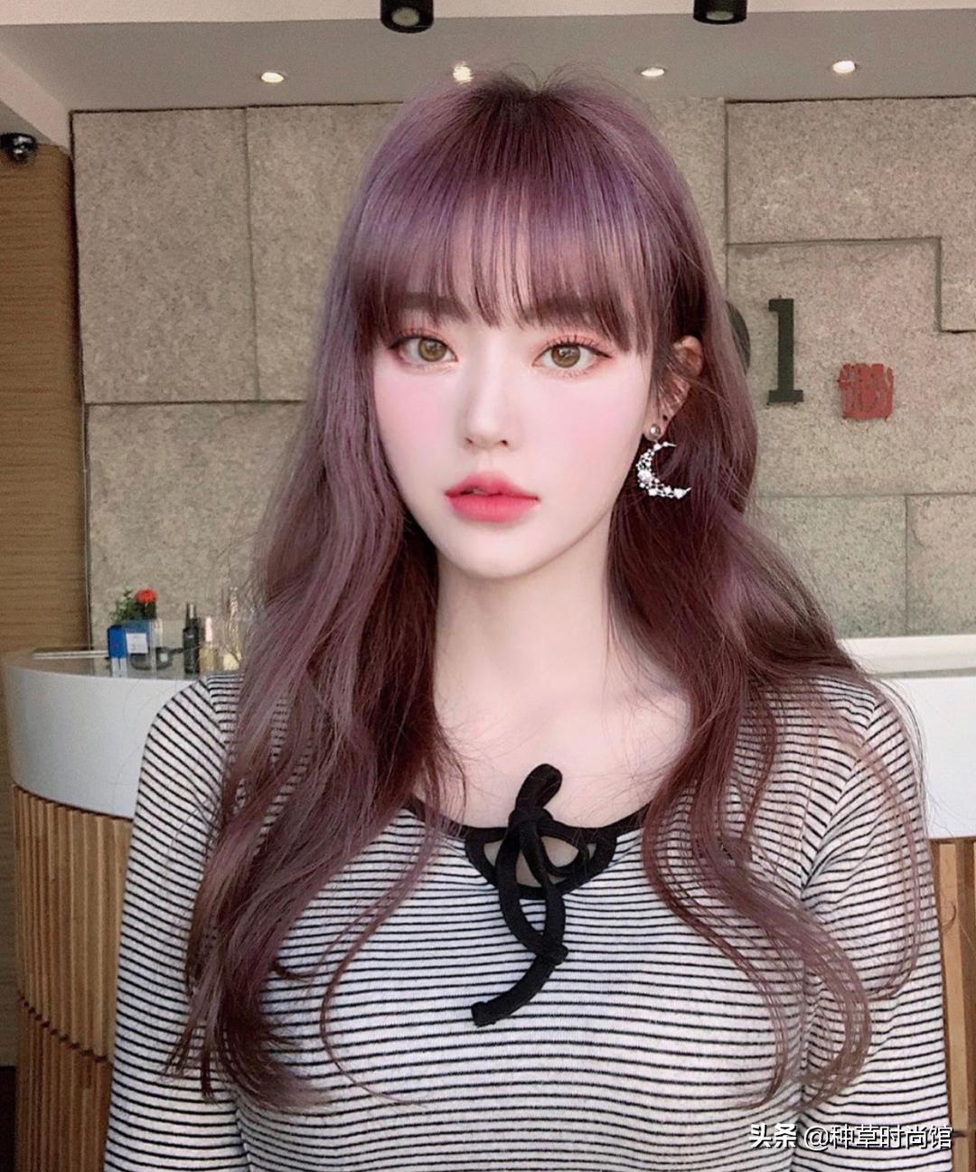 别再烫羊毛卷了！今夏“奶茶发”火了，超洋气