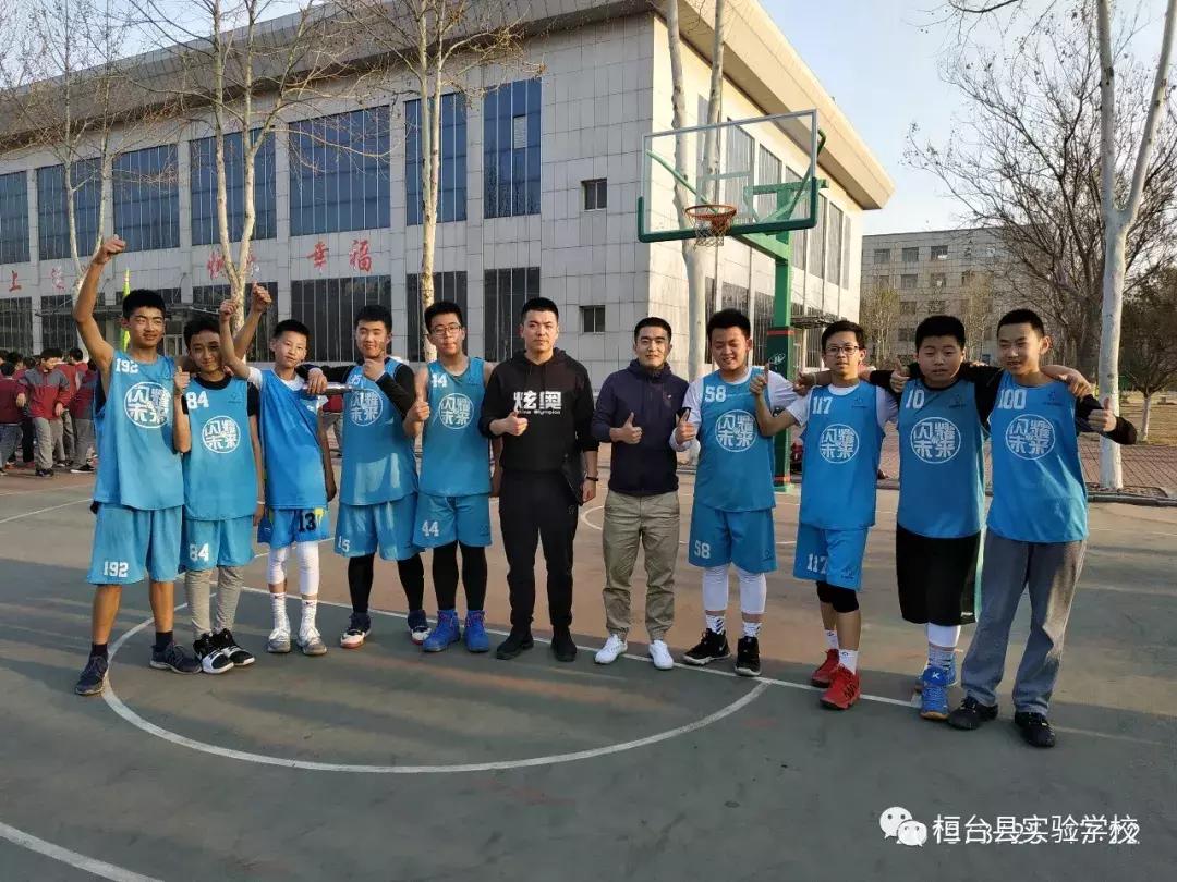 球场论英雄——中学部足球篮球班级联赛成绩公布