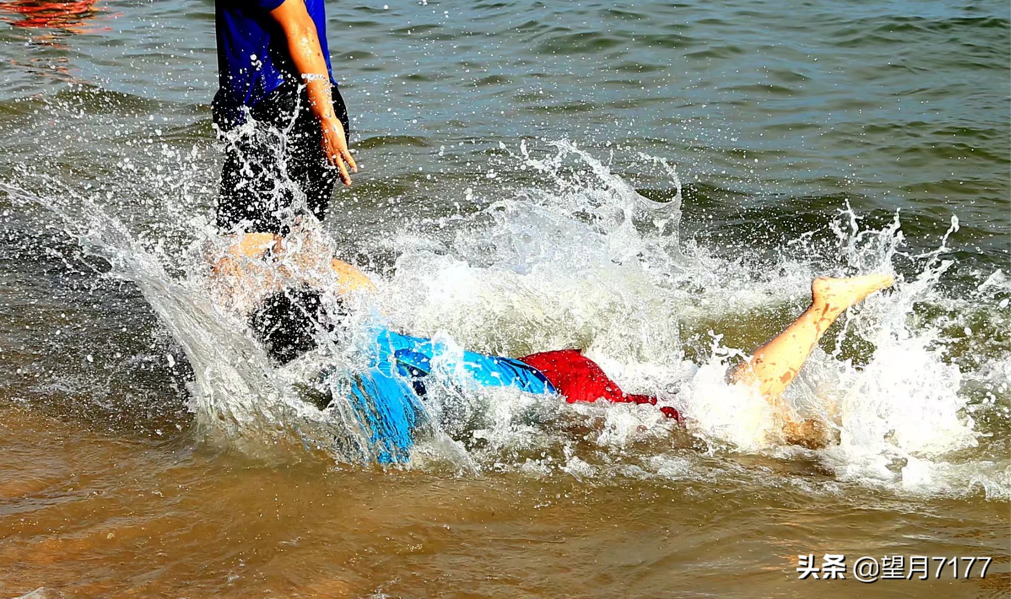 航天英雄的家乡绥中,葫芦岛杨利伟广场地址
