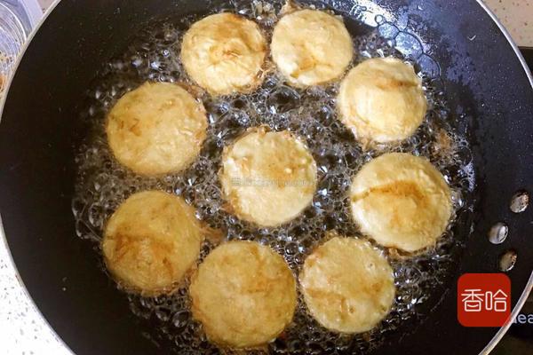 炸东西剩油的处理方法,炸东西的剩油怎么样变成新油