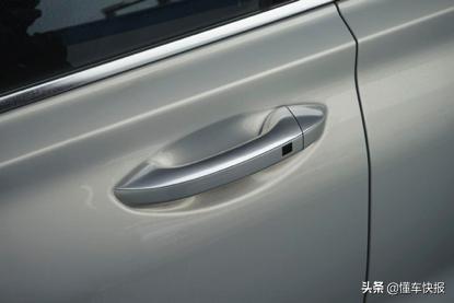 科技感配置最好的车,新款现代胜达中配6座测评