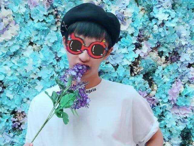 同样男扮女装，李玉刚就是艺术，季子越就是变态？