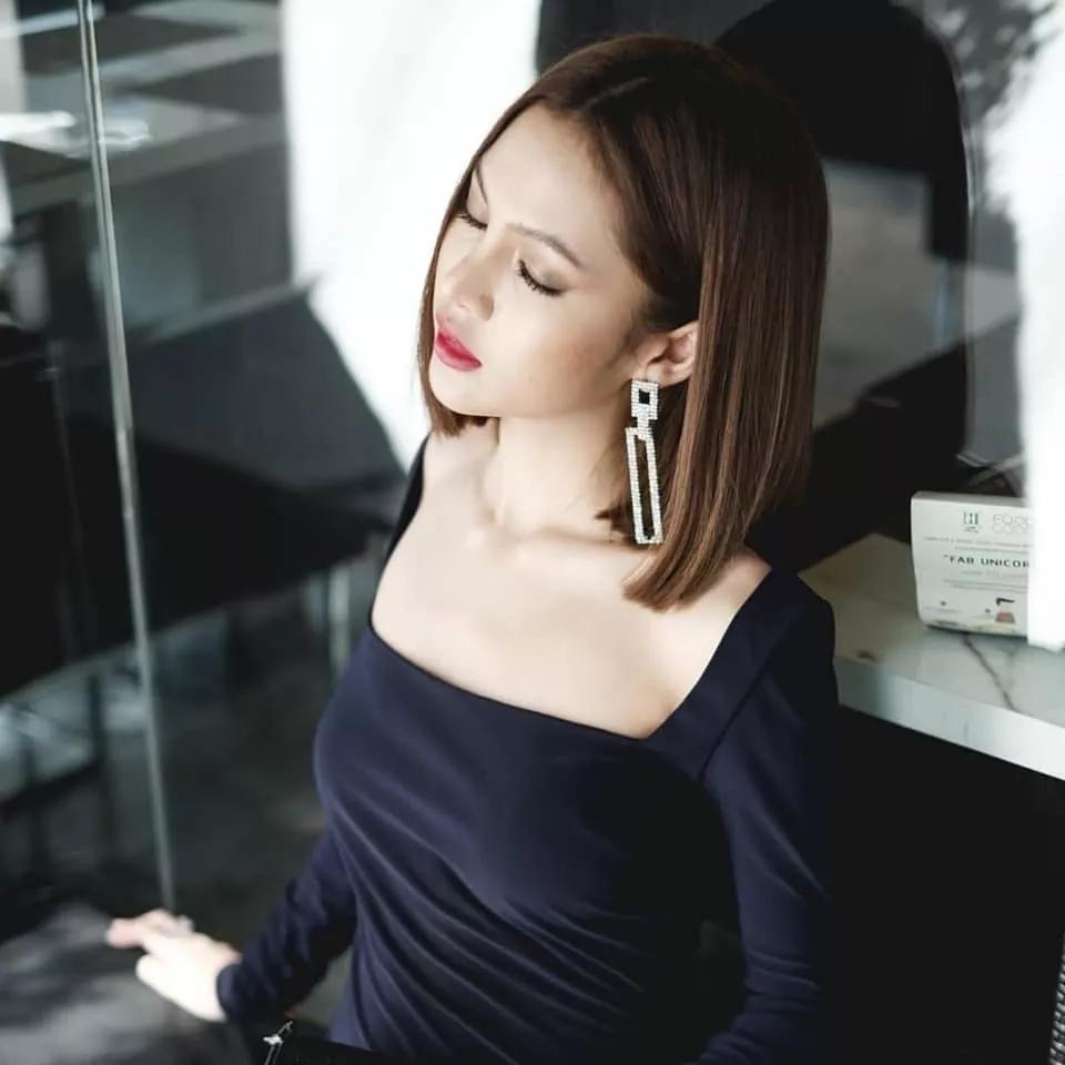 泰国便宜小众潮牌衣服,最近很火的泰国潮牌衣服