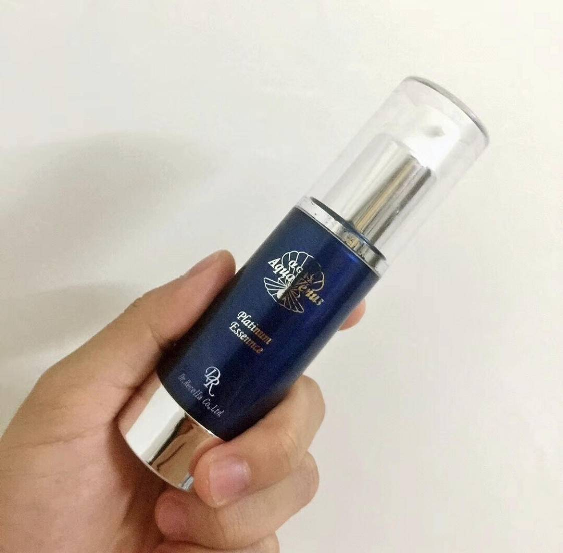 抬头纹和眼袋可以通过医美去掉吗,抬头纹很深医美上一般用什么填充