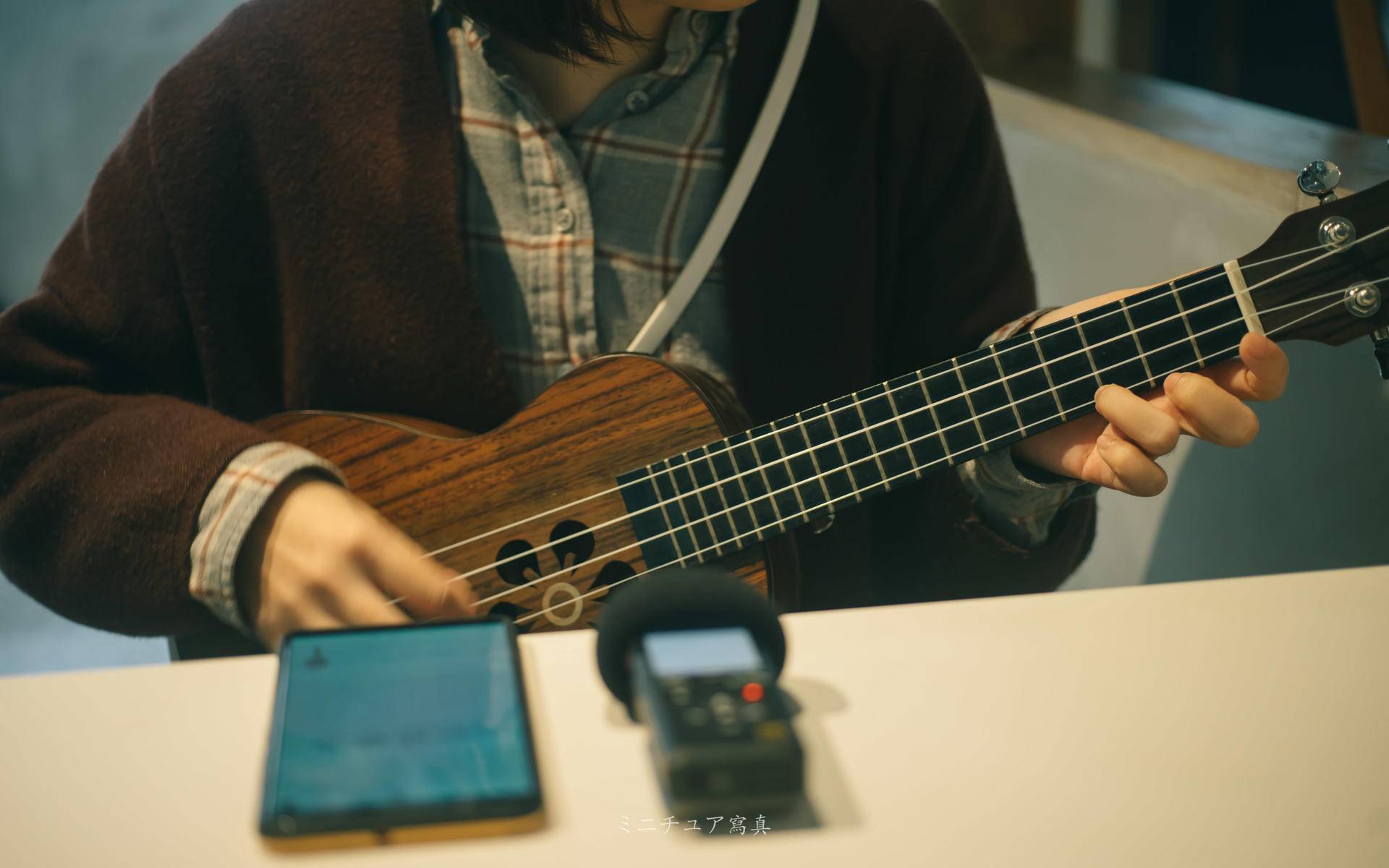 索尼录音笔a10如何说话就录音,索尼录音笔a10可以录视频吗