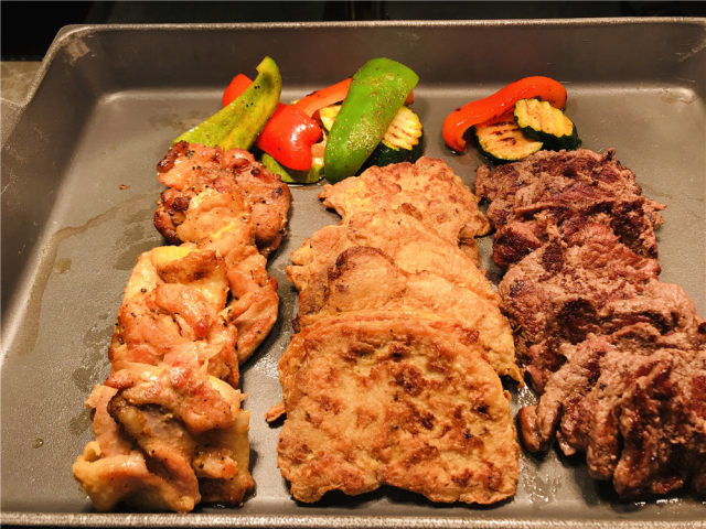 东莞|康帝国际酒店仅1199高级客房+自助早晚餐+饮品券2张+小公仔