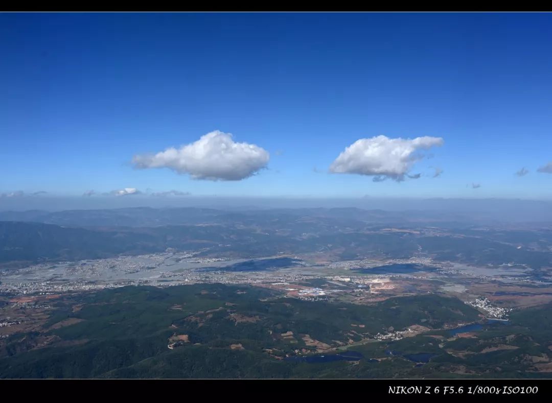 尼康35mmf1.4z卡口镜头质量如何,尼康z50配35mm1.8