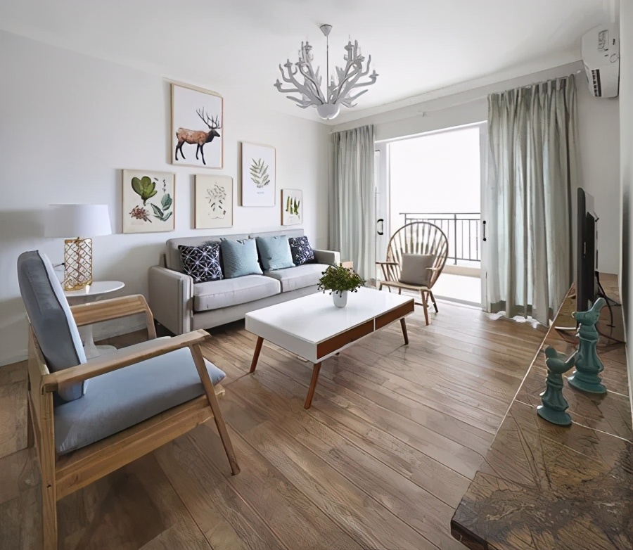 大户型怎么选木地板,小户型铺地板直铺还是人字铺好