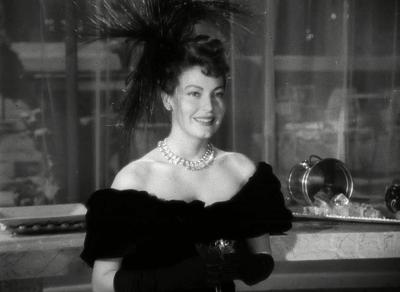 靠身体上位，用美色逼*夫情**离婚：艾娃·加德纳的私生活，太乱了