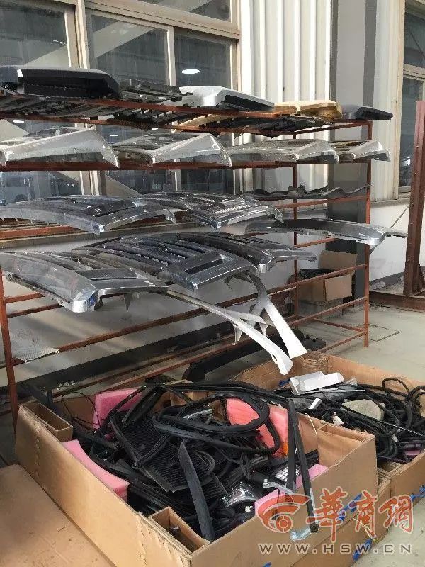 榆林男子花了155万买进口商旅车疑是国内改装称知道维权路难走