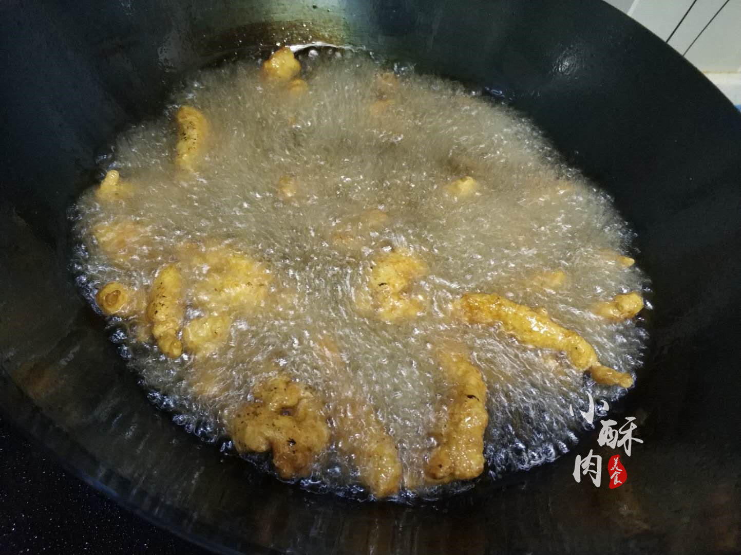 糖醋里脊不用炒糖色吗,糖醋里脊不用鸡蛋调糊