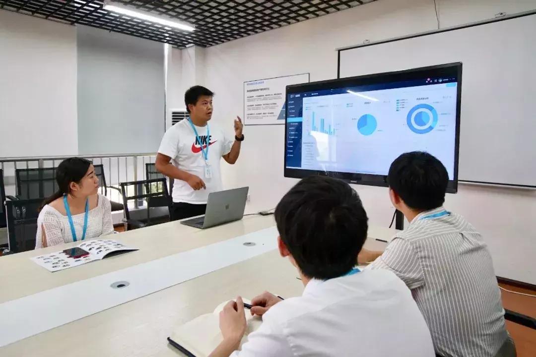 华为腾讯苹果,把苹果手机装进华为手机里