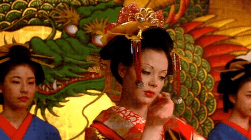 亚洲最狂野女导演，一年出3部新片，半个演艺圈为她站台