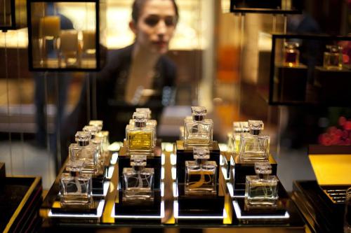 奢侈品平台寺库的现状,寺库奢侈品电商困境