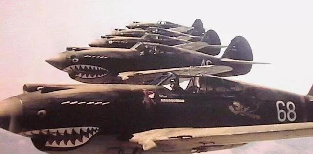 美国驻华使馆又献丑了，让我们对美国雇佣兵感恩？