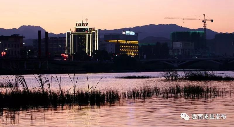 我叫成县，这是我2019年的自拍照~