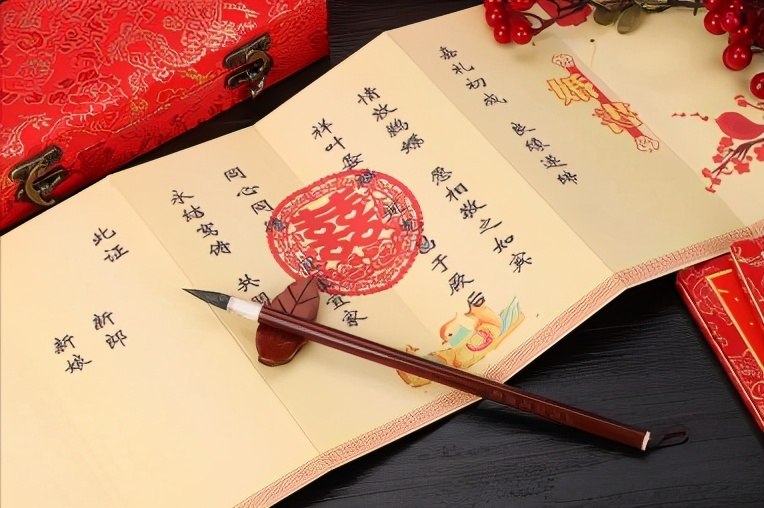 教你婚礼请柬的正确写法,婚礼请柬怎么发合适