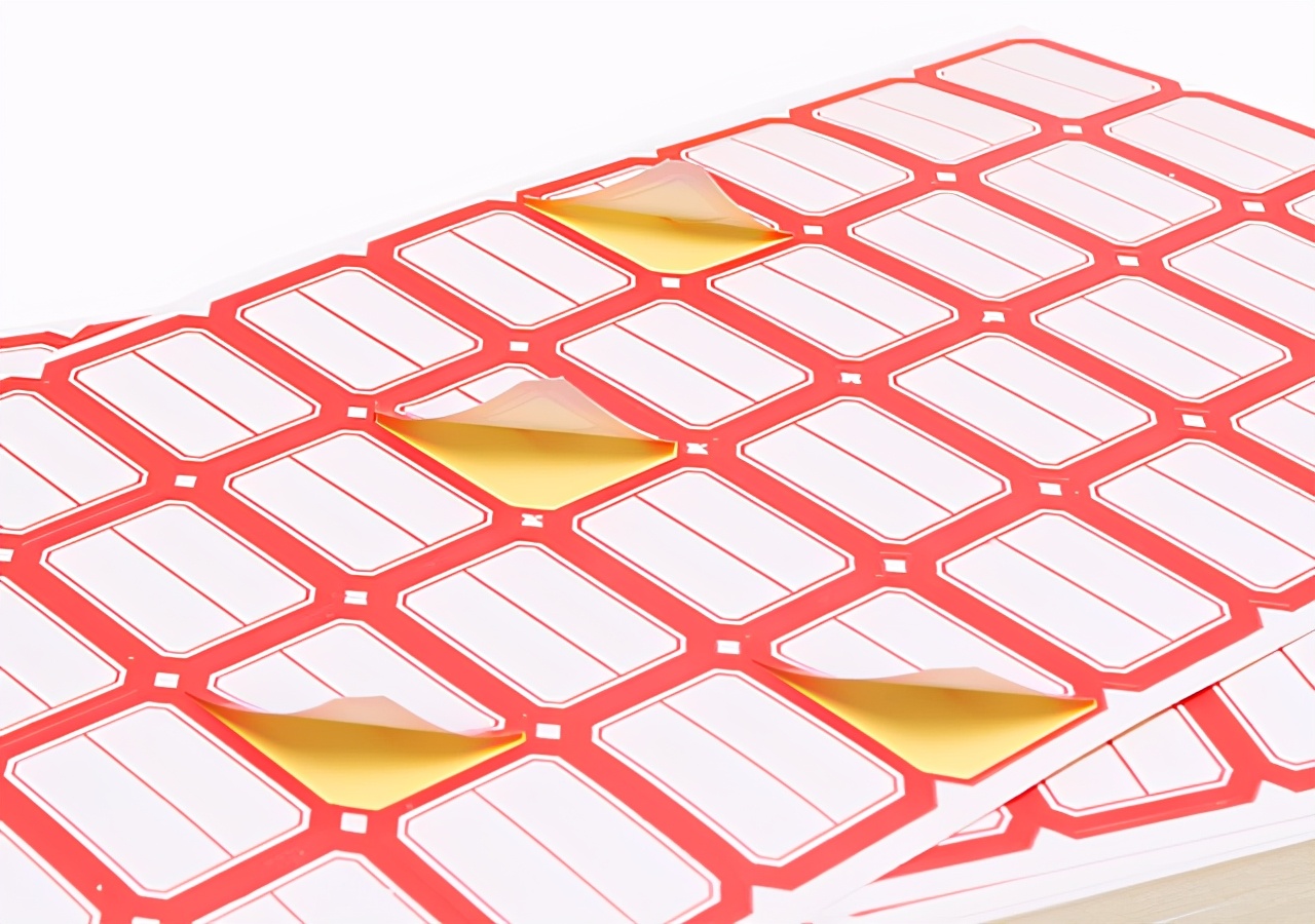 秋衣内的标签纸怎么去除,如何去除贴在商品上的标签纸