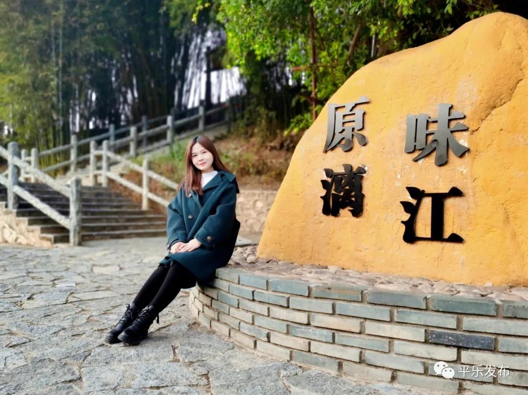 美女游玩桂林漓江,美女去桂林旅游风景太美了