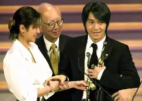 今天的热搜没有他，是8090后最大的悲哀