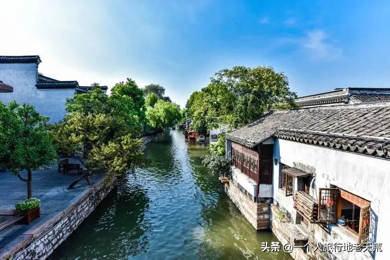 我喜欢古镇,我喜欢古镇的安逸和宁静