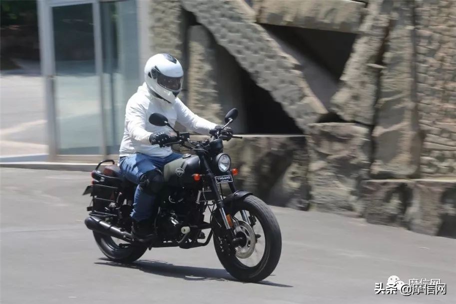 复古铁甲骑兵测评,银钢铁甲骑兵复古车200测评