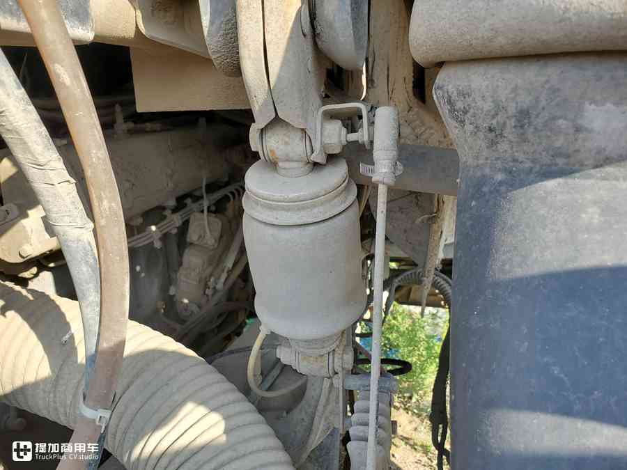 偶遇香港进口卡车,德龙f3000和f3000加强版的区别