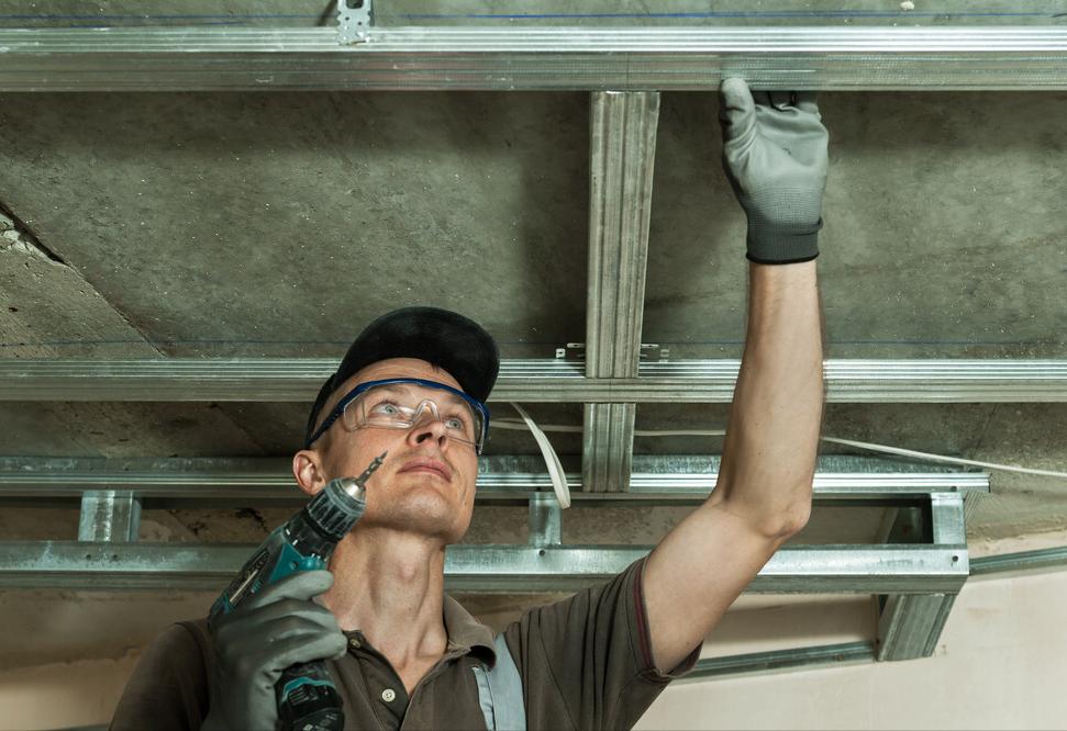 蜂窝大板吊顶需要注意的事项,自己吊顶简单方法步骤及注意事项