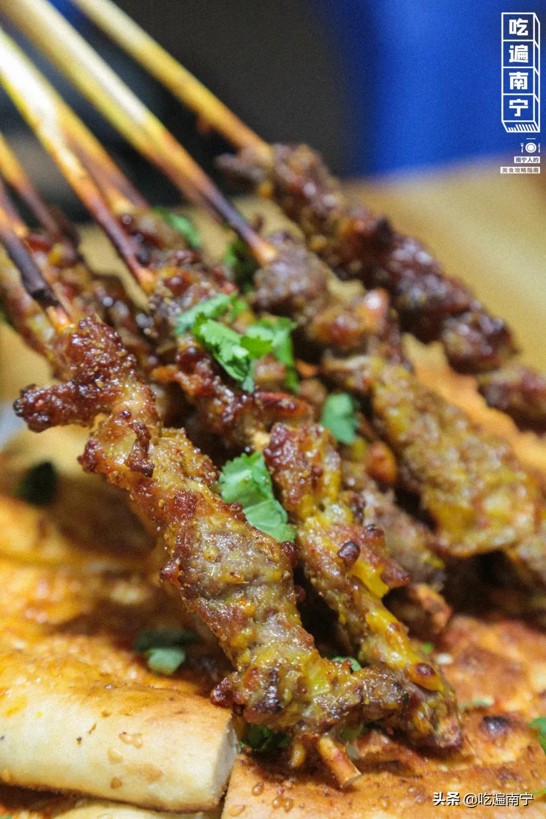 南宁东盟商务区烧烤摊,南宁2021烧烤店铺排行榜前十名