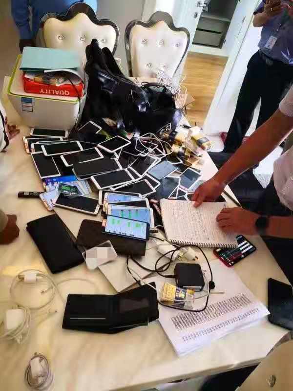 那些藏身海外的“杀猪盘”诈骗团伙：有人力资源公司专门招募员工，*子骗**每天至少骗6人