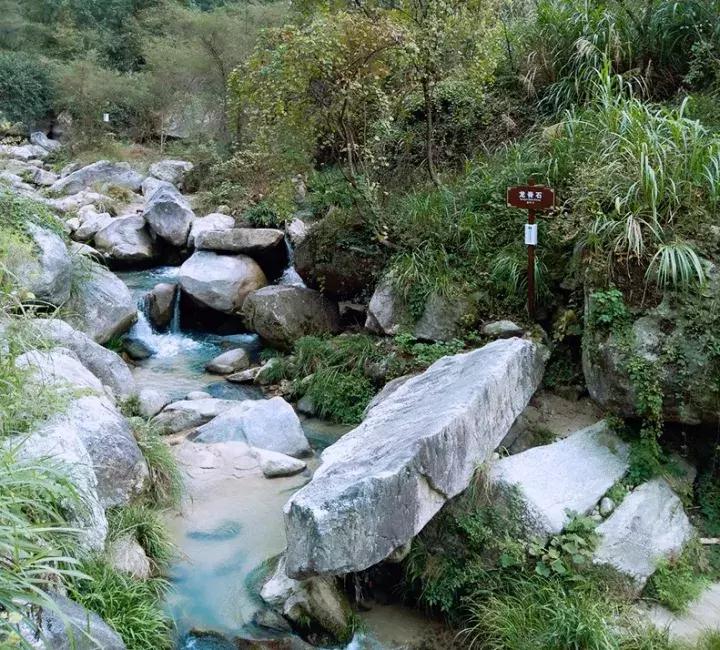 平江碧龙峡景区值得去玩吗,平江碧龙峡全长多少公里