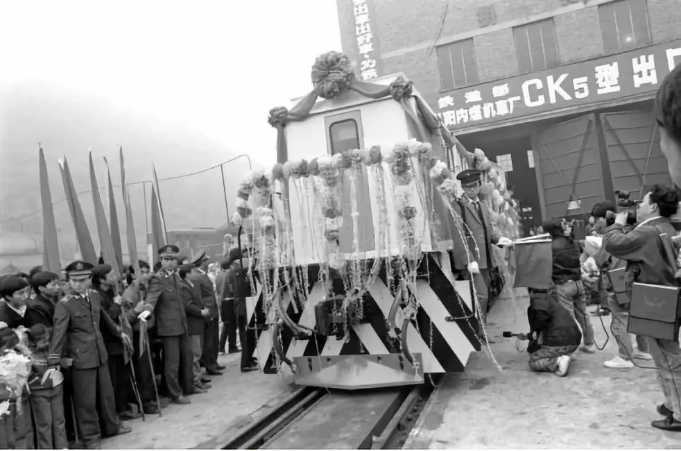 壮丽70年！四川首创的这些“新中国第一”！