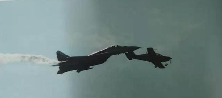 苏35为什么号称五代机,苏35能打过五代机吗