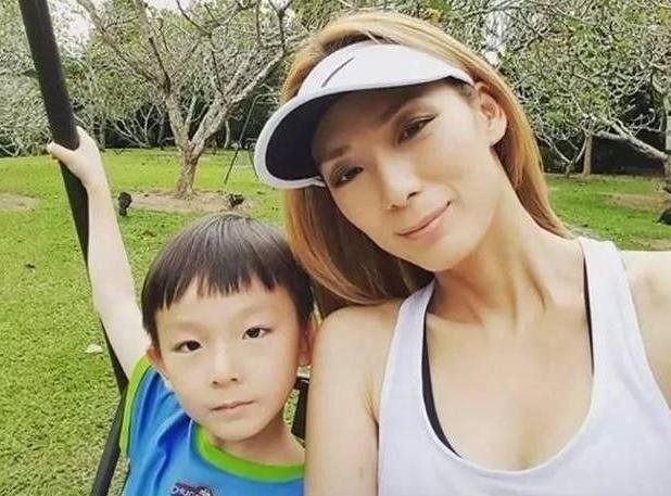 新加坡三美,范文芳新加坡四大美人