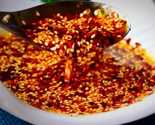 三十年辣味历史：麻辣烫、女神老干妈，中国人为何钟情吃辣