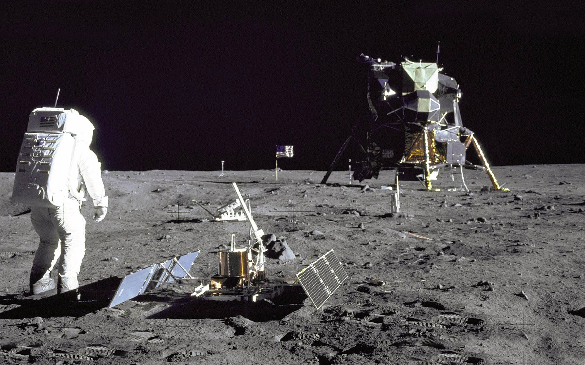 人类首次登月为啥是阿波罗11号,阿波罗11号哪一年登月的