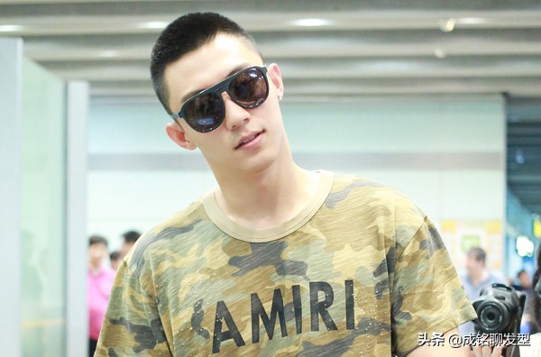 头发粗硬发质男生适合什么造型,头发粗硬的男生适合什么发型